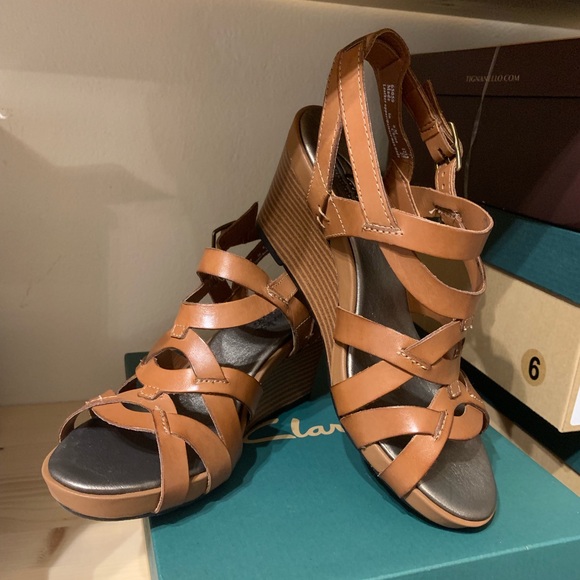 clarks women's star mello wedge sandal